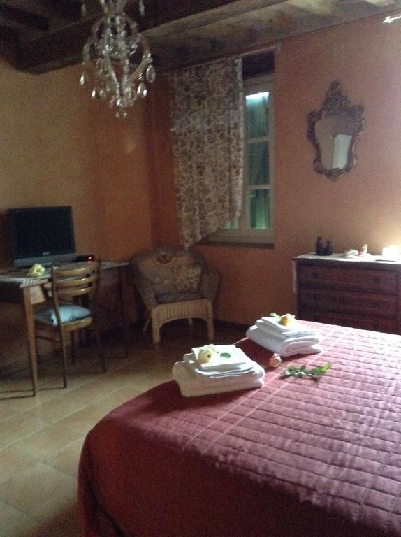 Agriturismo Il Gelso Traversetolo Eksteriør billede